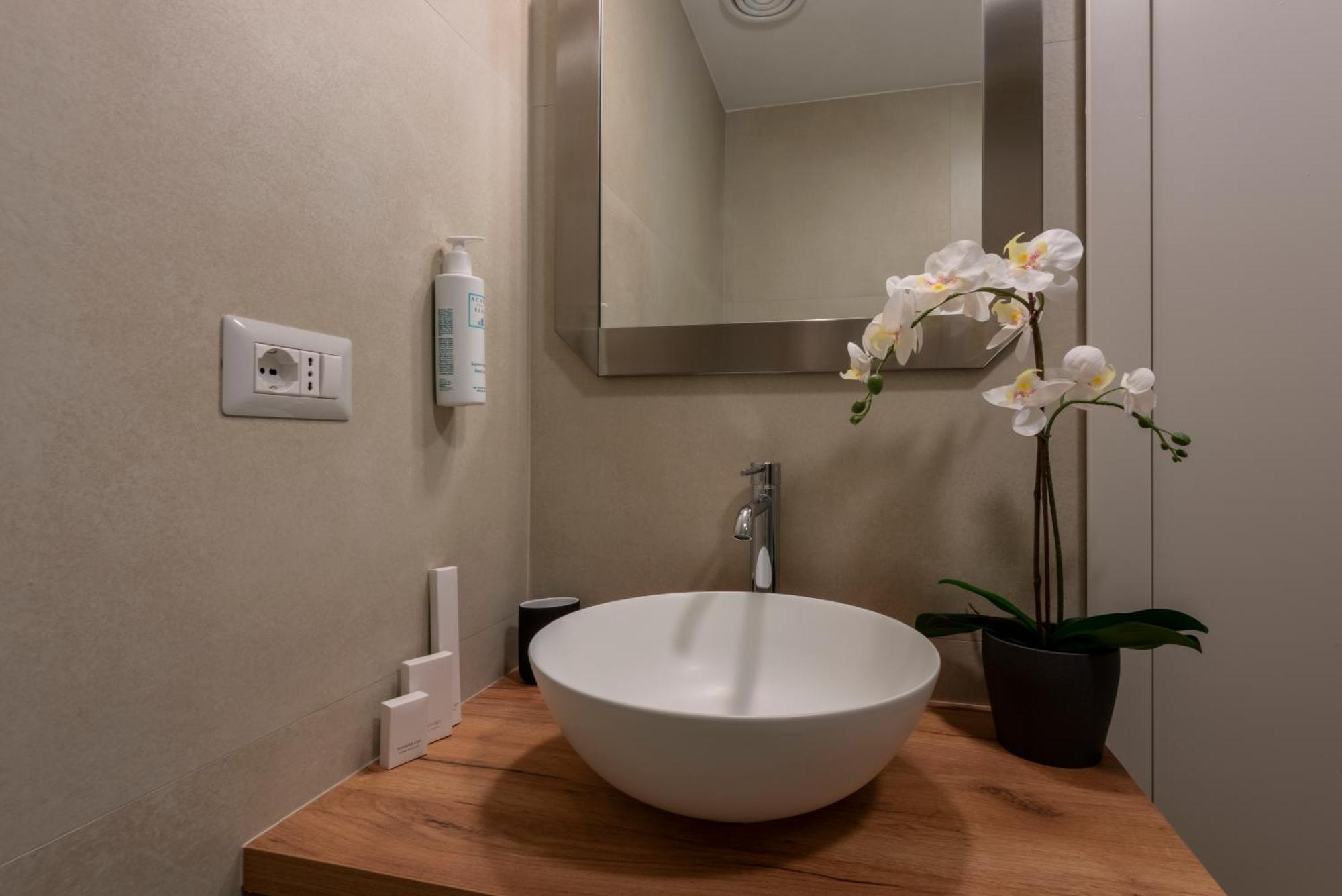 Sweett - Luxury Velasca Milano Phòng bức ảnh